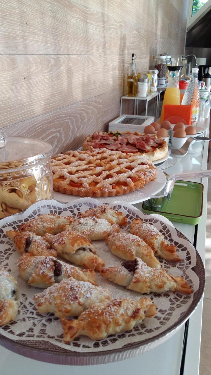 La Casa Di Linda Alojamento de Acomodação e Pequeno-almoço 3*