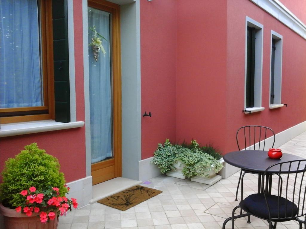 La Casa Di Linda Alojamento de Acomodação e Pequeno-almoço Mirano